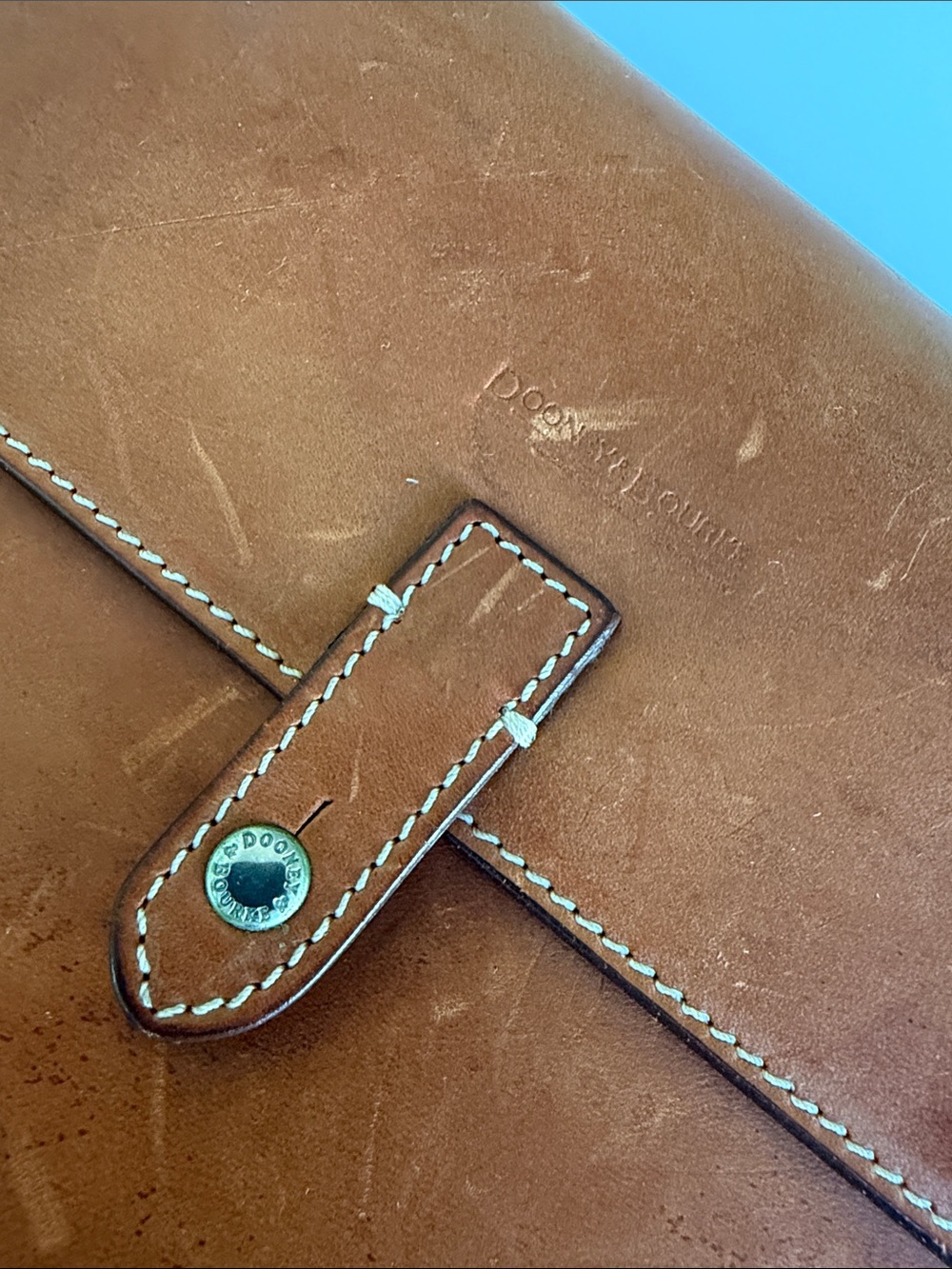 Dooney & Bourke Tan Brown Leather Snap-Tab Folio - Picture 9 of 11